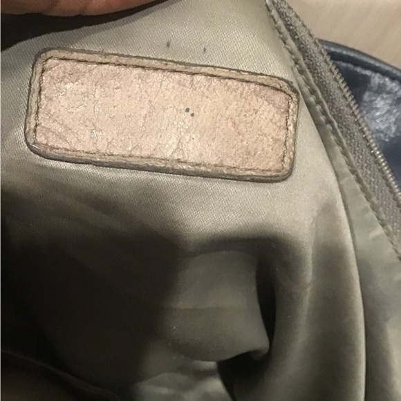 XL Chanel patched tote bag - Picture 5 of 11